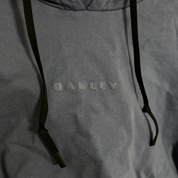 Hooded Navy Crop By Oakley - Picture 2 of 6